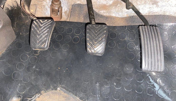 2014 Hyundai Eon ERA +, Petrol, Manual, 74,909 km, Pedals