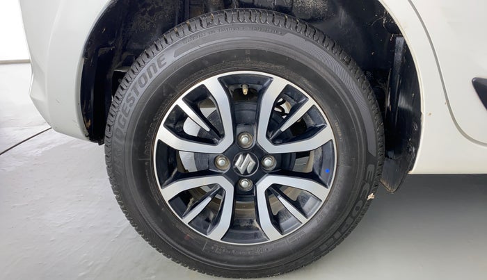 2021 Maruti Swift VXI D, Petrol, Manual, 3,967 km, Right Rear Wheel