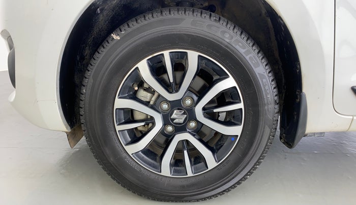 2021 Maruti Swift VXI D, Petrol, Manual, 3,967 km, Left Front Wheel