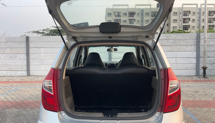 2012 Hyundai i10 ERA 1.1, Petrol, Manual, 97,752 km, Boot Inside