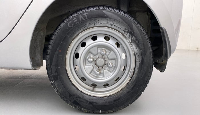 2015 Hyundai Eon ERA PLUS, Petrol, Manual, 29,170 km, Left Rear Wheel