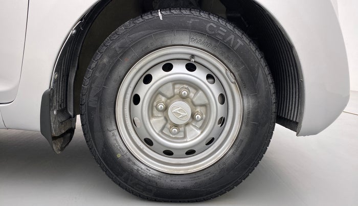 2015 Hyundai Eon ERA PLUS, Petrol, Manual, 29,170 km, Right Front Wheel