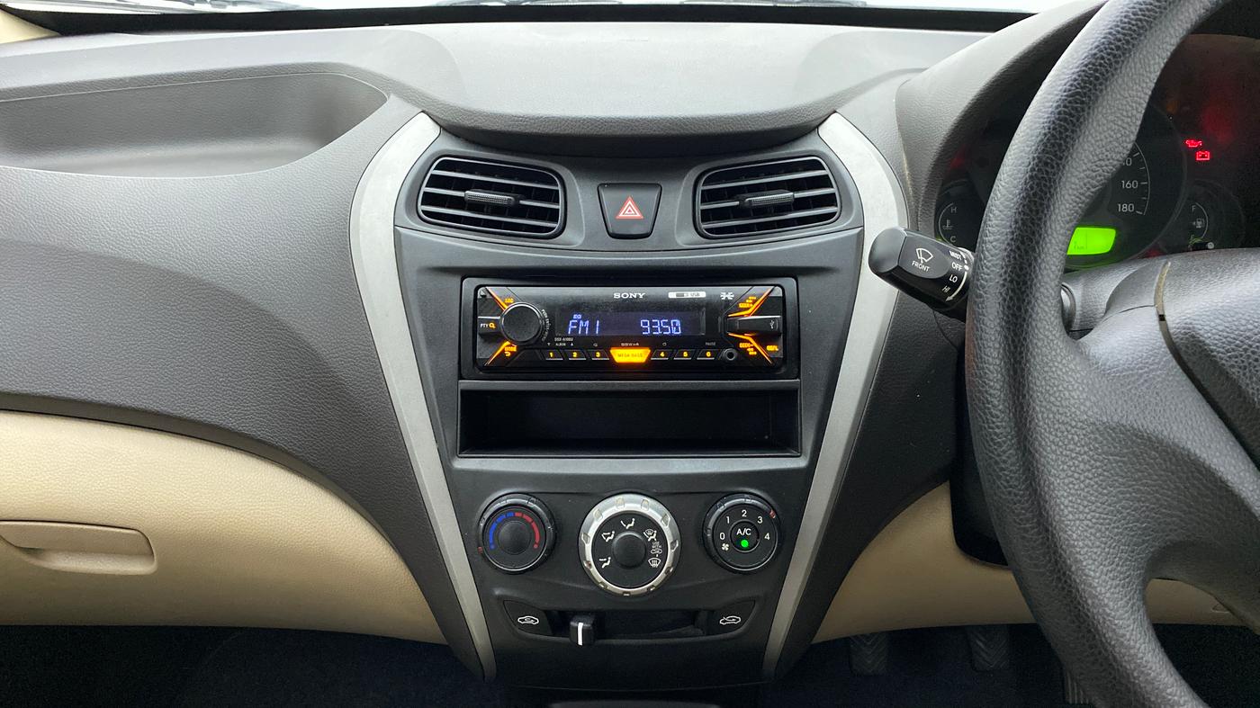 2015 Hyundai Eon ERA PLUS, Petrol, Manual, 29,170 km, Air Conditioner