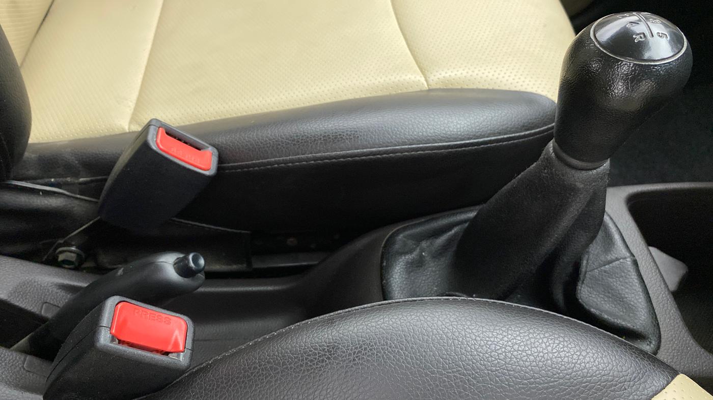 2015 Hyundai Eon ERA PLUS, Petrol, Manual, 29,170 km, Gear Lever
