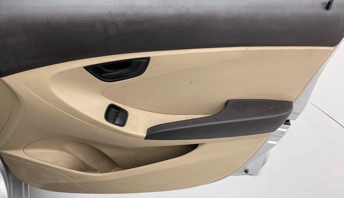 2015 Hyundai Eon ERA PLUS, Petrol, Manual, 29,170 km, Driver Side Door Panels Control