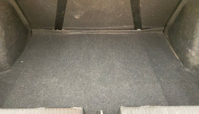 2017 Maruti Dzire VDI AMT, Diesel, Automatic, 67,808 km, Boot Inside