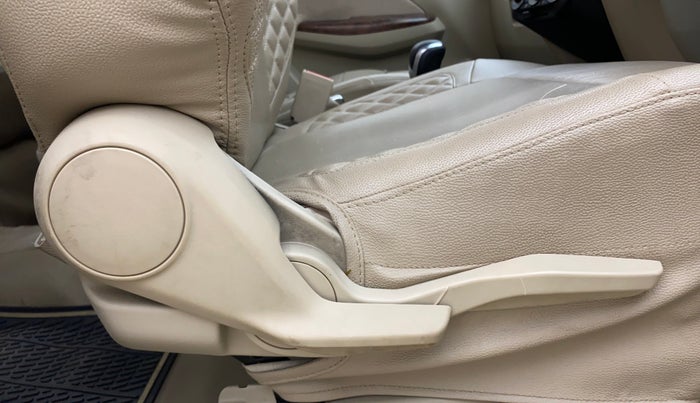 2017 Maruti Dzire VDI AMT, Diesel, Automatic, 67,808 km, Driver Side Adjustment Panel