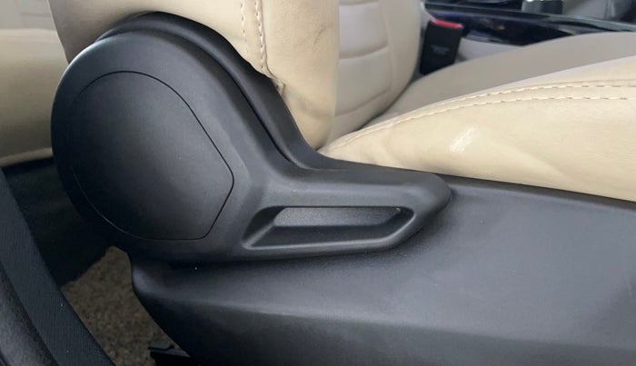 2021 Tata NEXON XZ PETROL, Petrol, Manual, 31,764 km, Driver Side Adjustment Panel