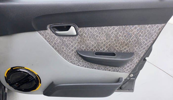 2017 Maruti Alto 800 LXI, Petrol, Manual, 67,669 km, Driver Side Door Panels Control