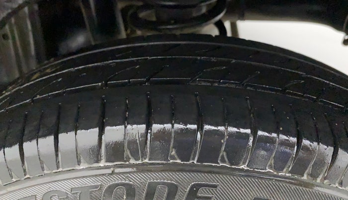 2021 Maruti Alto LXI CNG, CNG, Manual, 86,517 km, Left Rear Tyre Tread