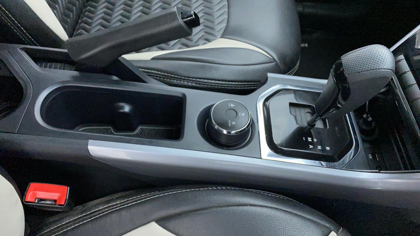 2022 Tata NEXON XMA SUNROOF DIESEL, Diesel, Automatic, 26,596 km, Gear Lever