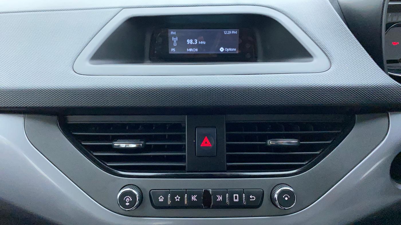 2022 Tata NEXON XMA SUNROOF DIESEL, Diesel, Automatic, 26,596 km, Infotainment System