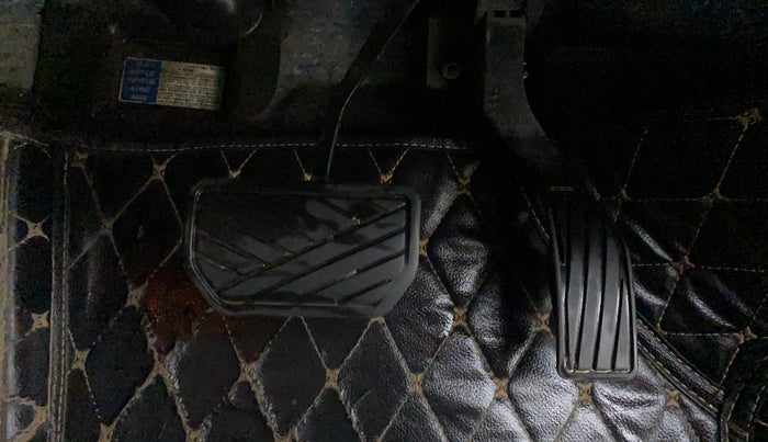 2020 Maruti Vitara Brezza ZXI AT SHVS, Petrol, Automatic, 49,024 km, Pedals