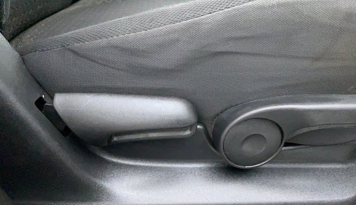 2020 Maruti Vitara Brezza ZXI AT SHVS, Petrol, Automatic, 49,024 km, Driver Side Adjustment Panel