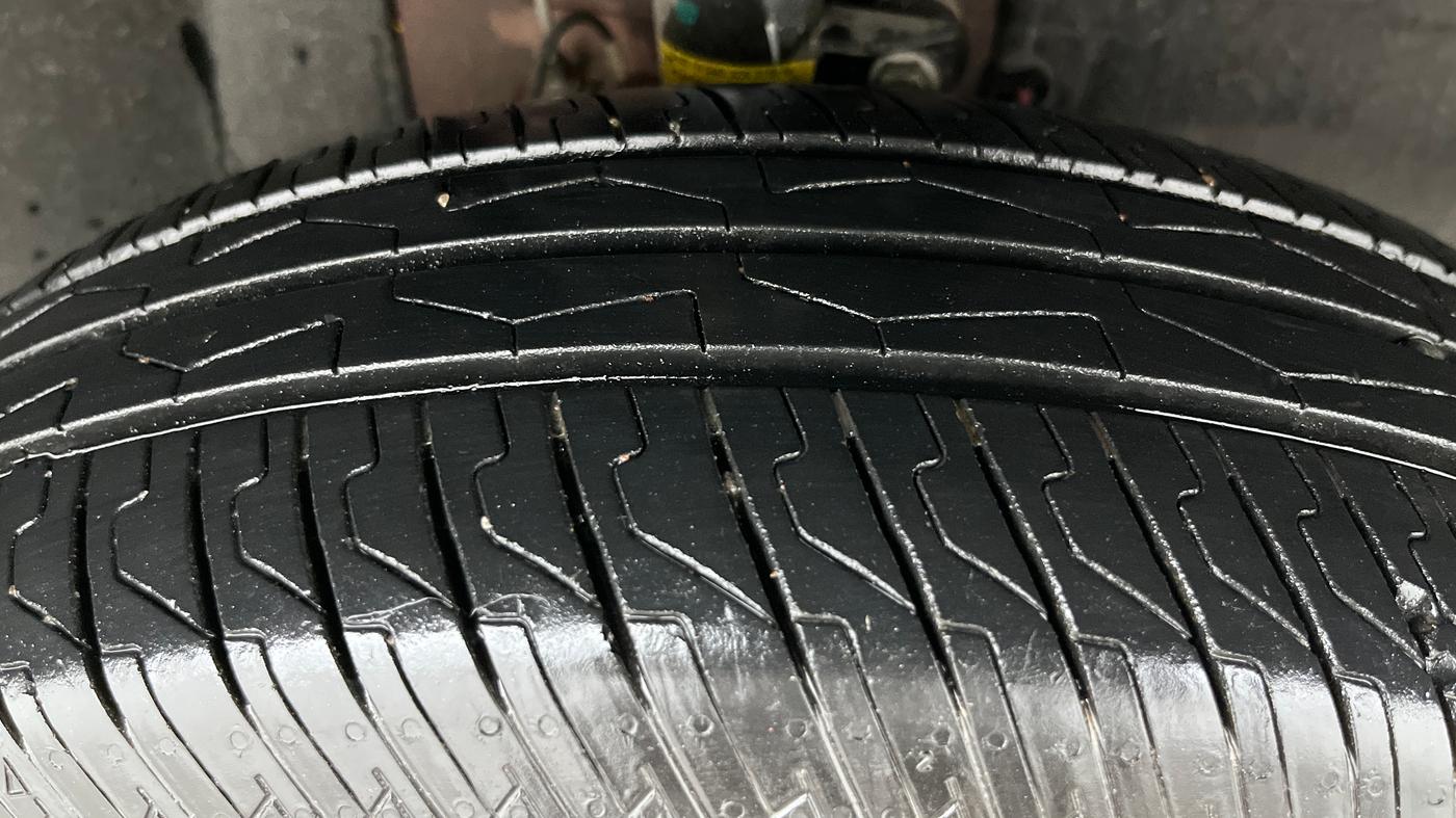 2025 Tata PUNCH Adventure (S), Petrol, Manual, 5,920 km, Right Front Tyre Tread