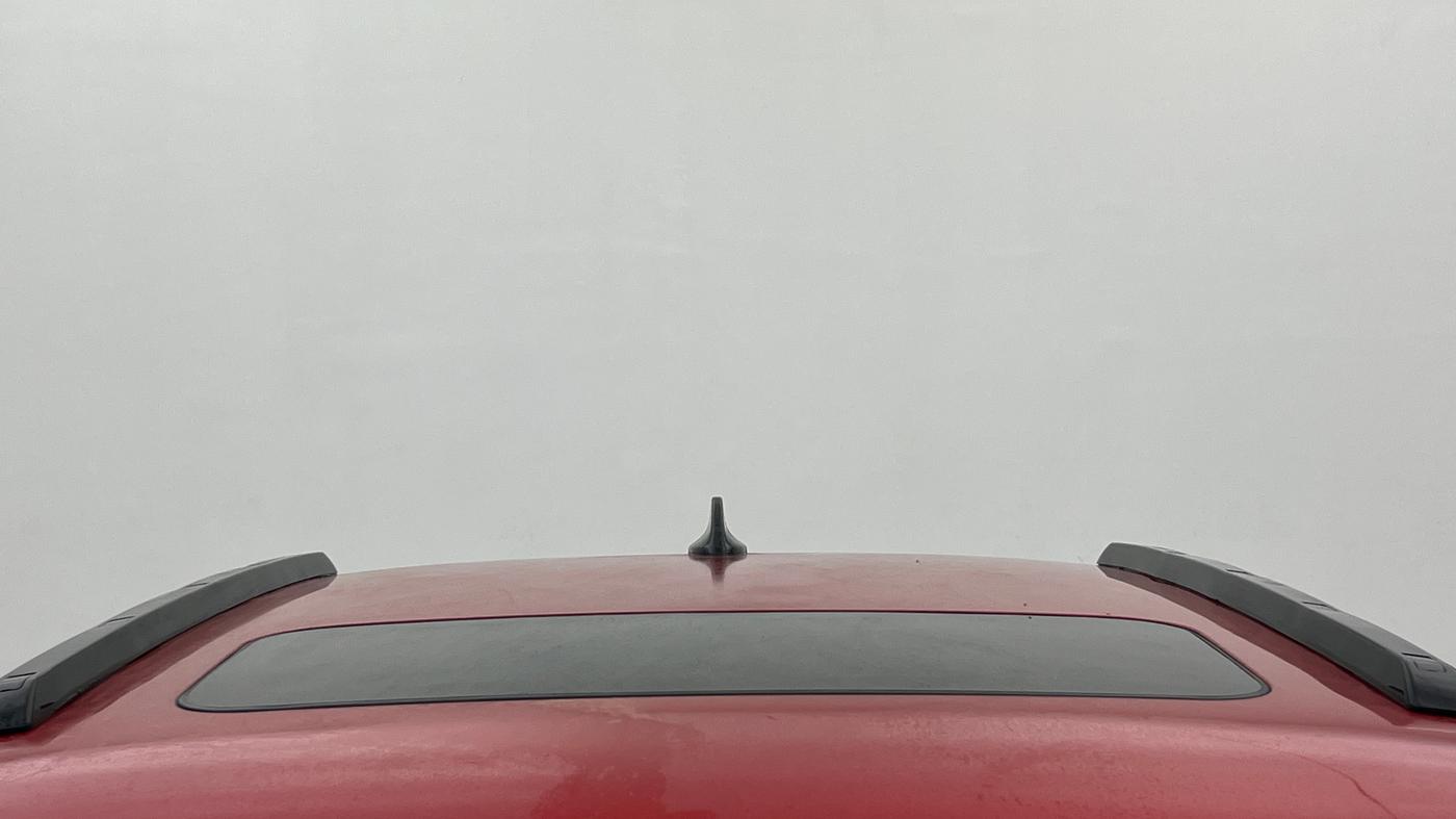2025 Tata PUNCH Adventure (S), Petrol, Manual, 5,920 km, Moonroof/ Sunroof