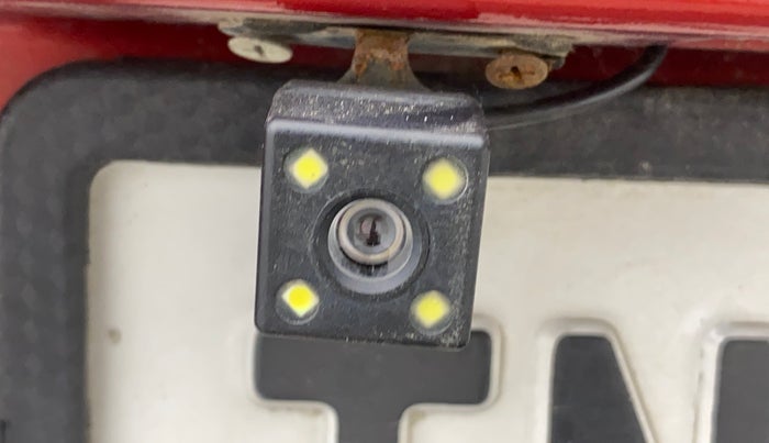 2017 Mahindra TUV300 T8, Diesel, Manual, 47,261 km, Parking Camera