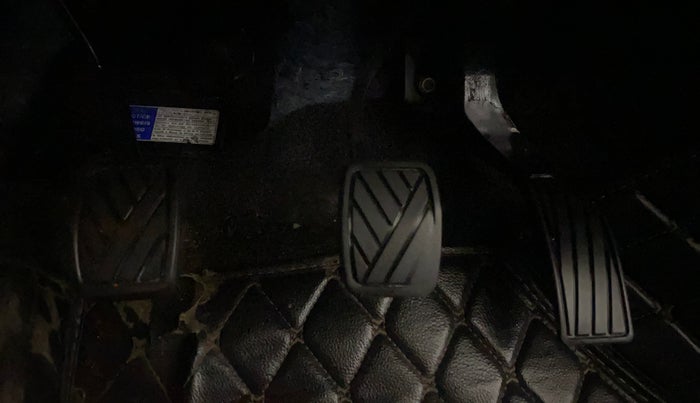 2021 Maruti Vitara Brezza ZXI, Petrol, Manual, 43,887 km, Pedals