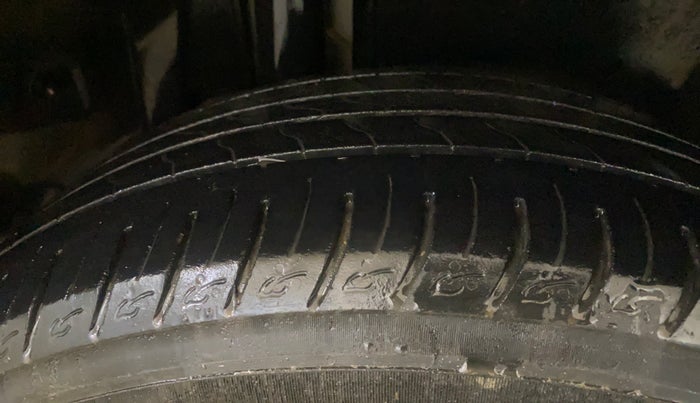 2021 Maruti Vitara Brezza ZXI, Petrol, Manual, 43,887 km, Right Rear Tyre Tread