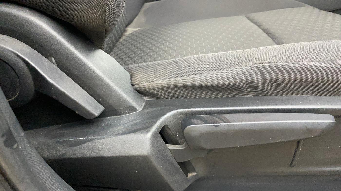 2023 Tata ALTROZ XT PETROL, Petrol, Manual, 14,624 km, Driver Side Adjustment Panel