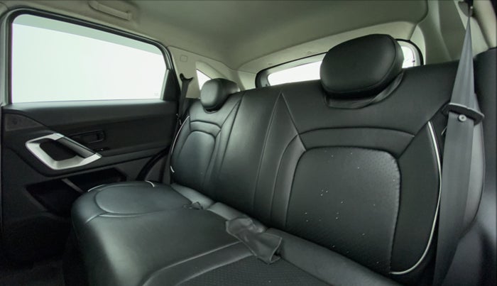 2019 Tata Harrier XM 2.0L Kryotec, Diesel, Manual, 63,552 km, Right Side Rear Door Cabin
