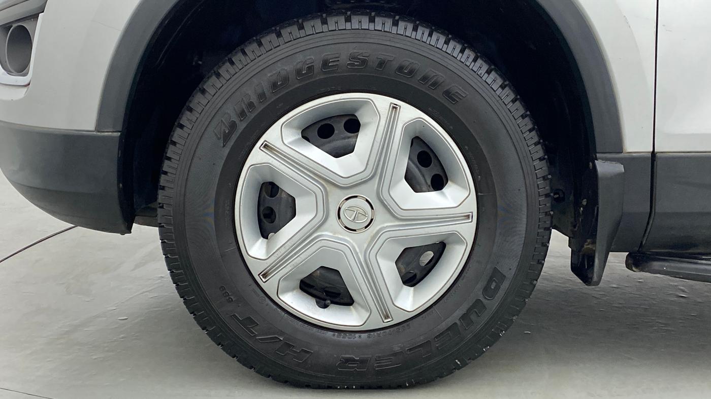 2019 Tata Harrier XM 2.0L Kryotec, Diesel, Manual, 63,552 km, Left Front Wheel