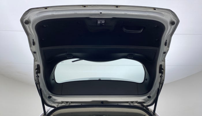 2019 Tata Harrier XM 2.0L Kryotec, Diesel, Manual, 63,552 km, Boot Door Open
