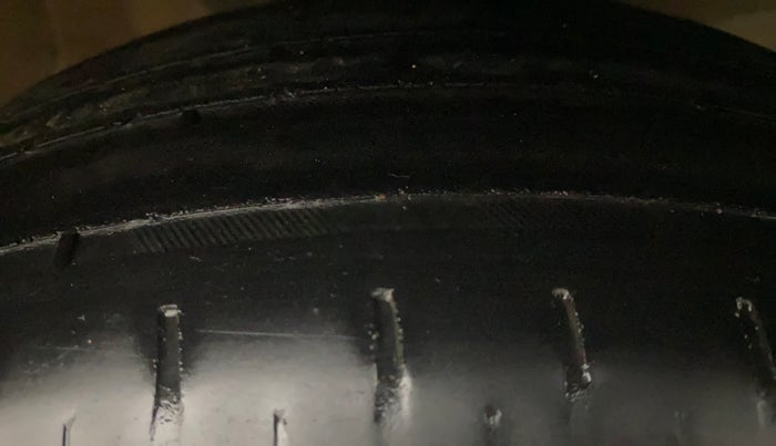 2018 Honda Brio S(O) MT, Petrol, Manual, 62,024 km, Right Front Tyre Tread