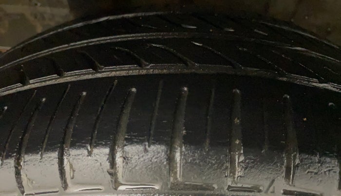 2018 Honda Brio S(O) MT, Petrol, Manual, 62,024 km, Right Rear Tyre Tread