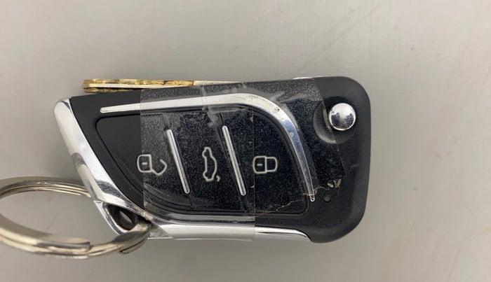 2018 Honda Brio S(O) MT, Petrol, Manual, 62,024 km, Key Close Up