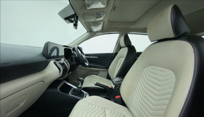 2021 KIA SONET HTX PLUS 1.5, Diesel, Manual, 28,073 km, Right Side Front Door Cabin