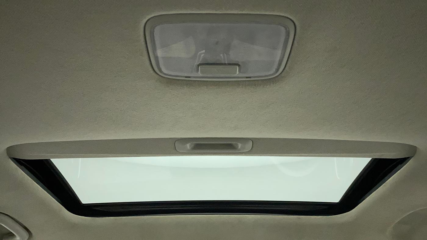 2021 KIA SONET HTX PLUS 1.5, Diesel, Manual, 28,073 km, Moonroof/ Sunroof