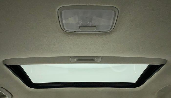 2021 KIA SONET HTX PLUS 1.5, Diesel, Manual, 28,073 km, Moonroof/ Sunroof