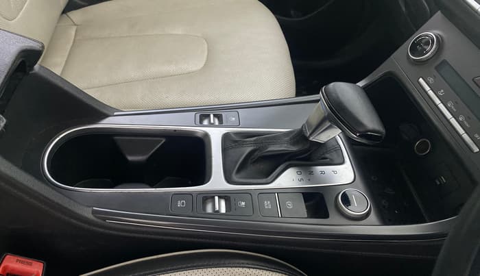 2020 Hyundai Creta SX (O) AT 1.5 DIESEL, Diesel, Automatic, 92,488 km, Gear Lever