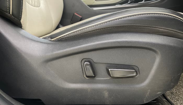 2020 Hyundai Creta SX (O) AT 1.5 DIESEL, Diesel, Automatic, 92,488 km, Driver Side Adjustment Panel