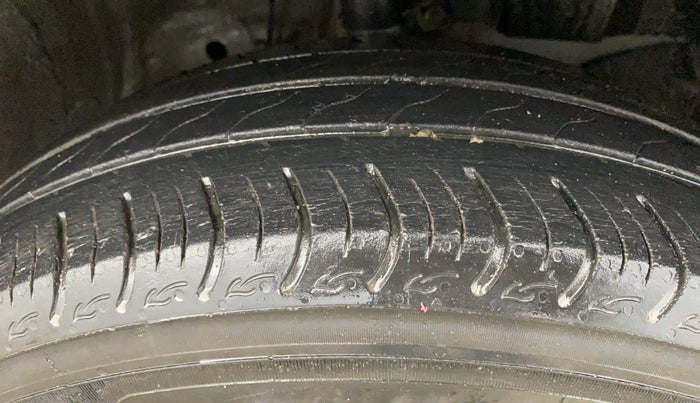 2020 Honda Amaze 1.2L I-VTEC V, Petrol, Manual, 46,172 km, Right Front Tyre Tread