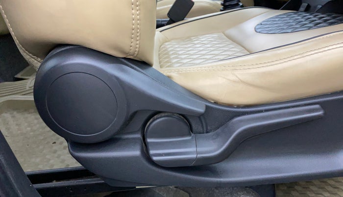 2020 Honda Amaze 1.2L I-VTEC V, Petrol, Manual, 46,172 km, Driver Side Adjustment Panel