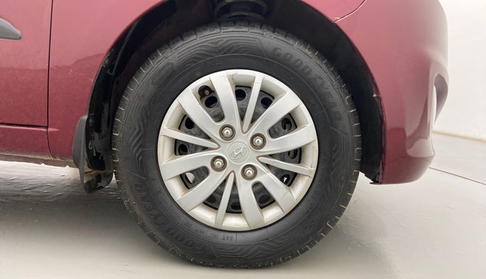 2014 Hyundai i10 SPORTZ 1.1, Petrol, Manual, 39,568 km, Right Front Wheel