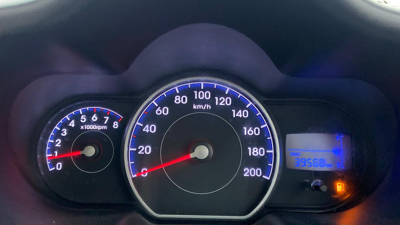 2014 Hyundai i10 SPORTZ 1.1, Petrol, Manual, 39,568 km, Odometer Image