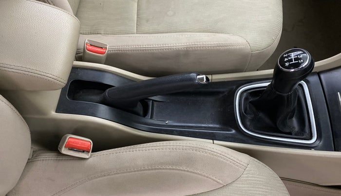 2017 Maruti Ciaz DELTA DIESEL 1.3, Diesel, Manual, 60,888 km, Gear Lever