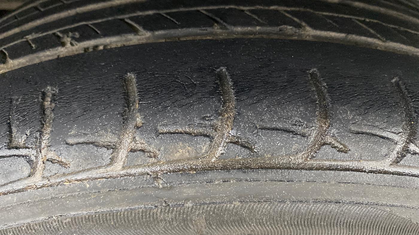 2017 Maruti Ciaz DELTA DIESEL 1.3, Diesel, Manual, 60,934 km, Right Rear Tyre Tread