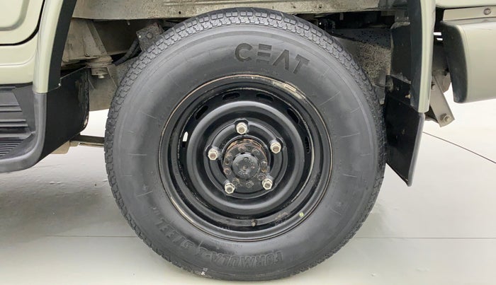 2016 Mahindra Bolero Power+ ZLX, Diesel, Manual, 84,391 km, Left Rear Wheel