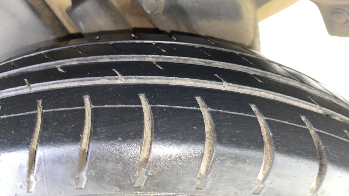 2015 Maruti Swift Dzire VXI, Petrol, Manual, 66,600 km, Left Rear Tyre Tread