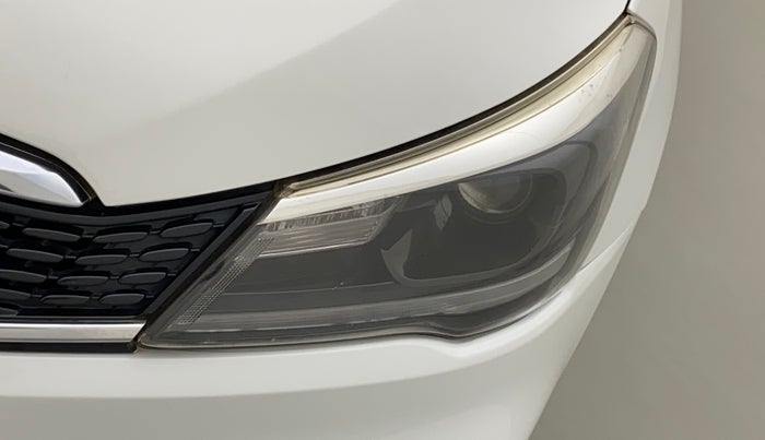 2018 Maruti Ciaz ALPHA DIESEL 1.3, Diesel, Manual, 1,03,357 km, Left headlight - Minor scratches