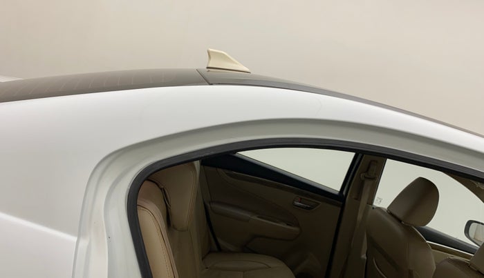 2018 Maruti Ciaz ALPHA DIESEL 1.3, Diesel, Manual, 1,03,357 km, Right C pillar - Paint is slightly faded