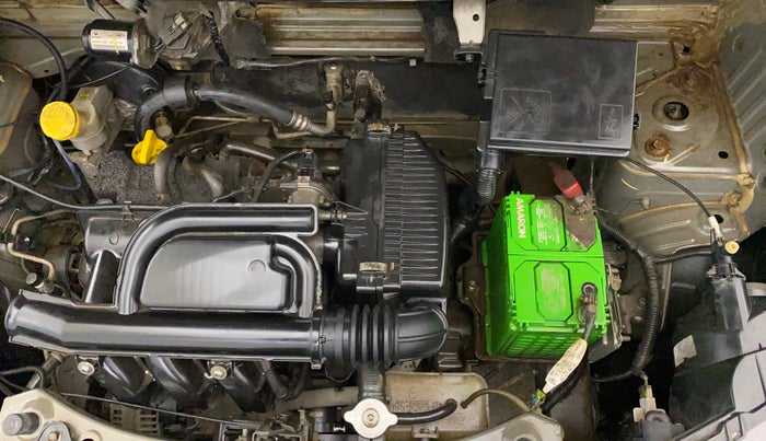 2016 Renault Kwid RXT 0.8, Petrol, Manual, 28,608 km, Engine View - Left