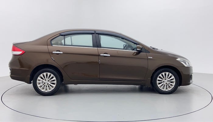2016 Maruti Ciaz ZDI SHVS HYBIRD, Diesel, Manual, 1,43,966 km, Right Side View