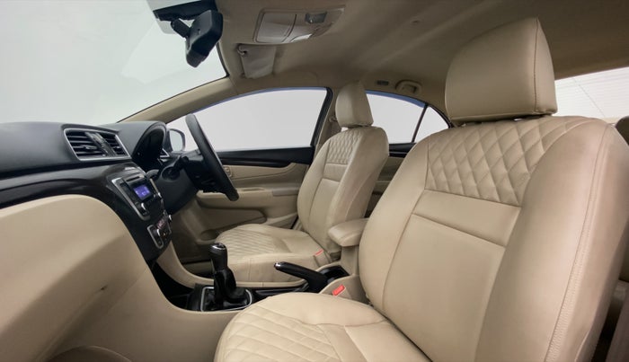 2016 Maruti Ciaz ZDI SHVS HYBIRD, Diesel, Manual, 1,43,966 km, Right Side Front Door Cabin View