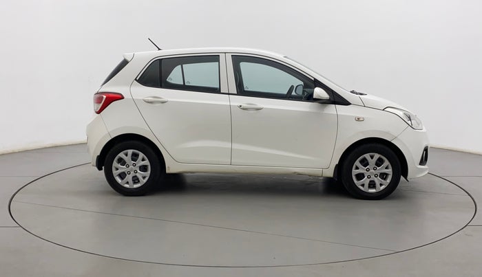 2016 Hyundai Grand i10 MAGNA 1.2 KAPPA VTVT, Petrol, Manual, 56,992 km, Right Side View