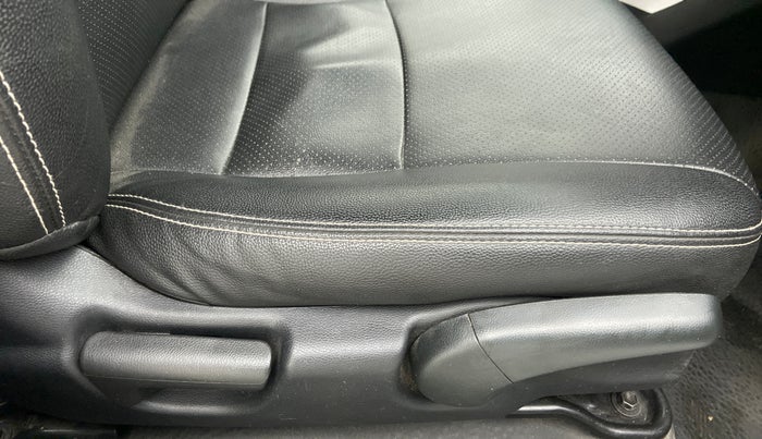 2021 Honda WR-V 1.2 i-VTEC VX MT, Petrol, Manual, 15,224 km, Driver Side Adjustment Panel